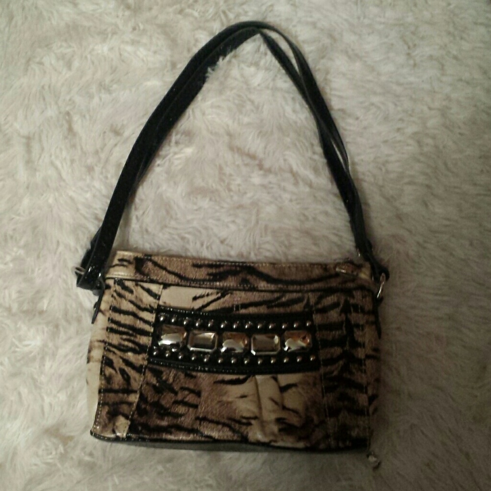 New Kathy Van Zeeland Crossbody Baguette